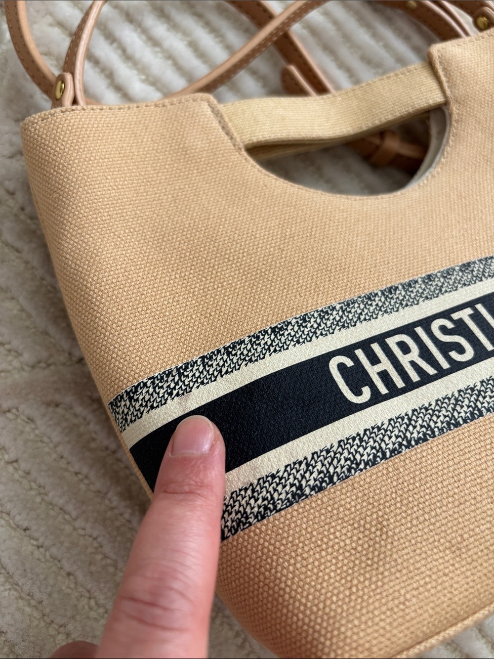 Up-cycled CD bag w/ straps - Picture 10 of 13